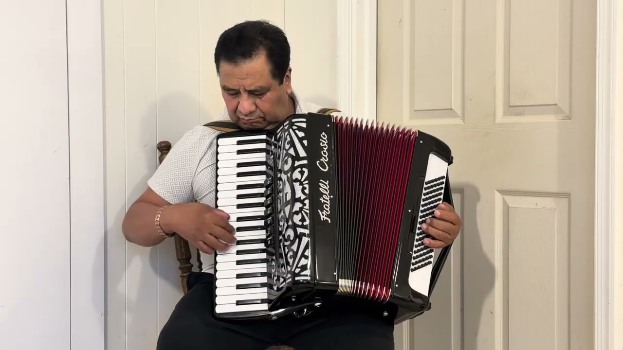 TAMBO Y SU ACORDEON