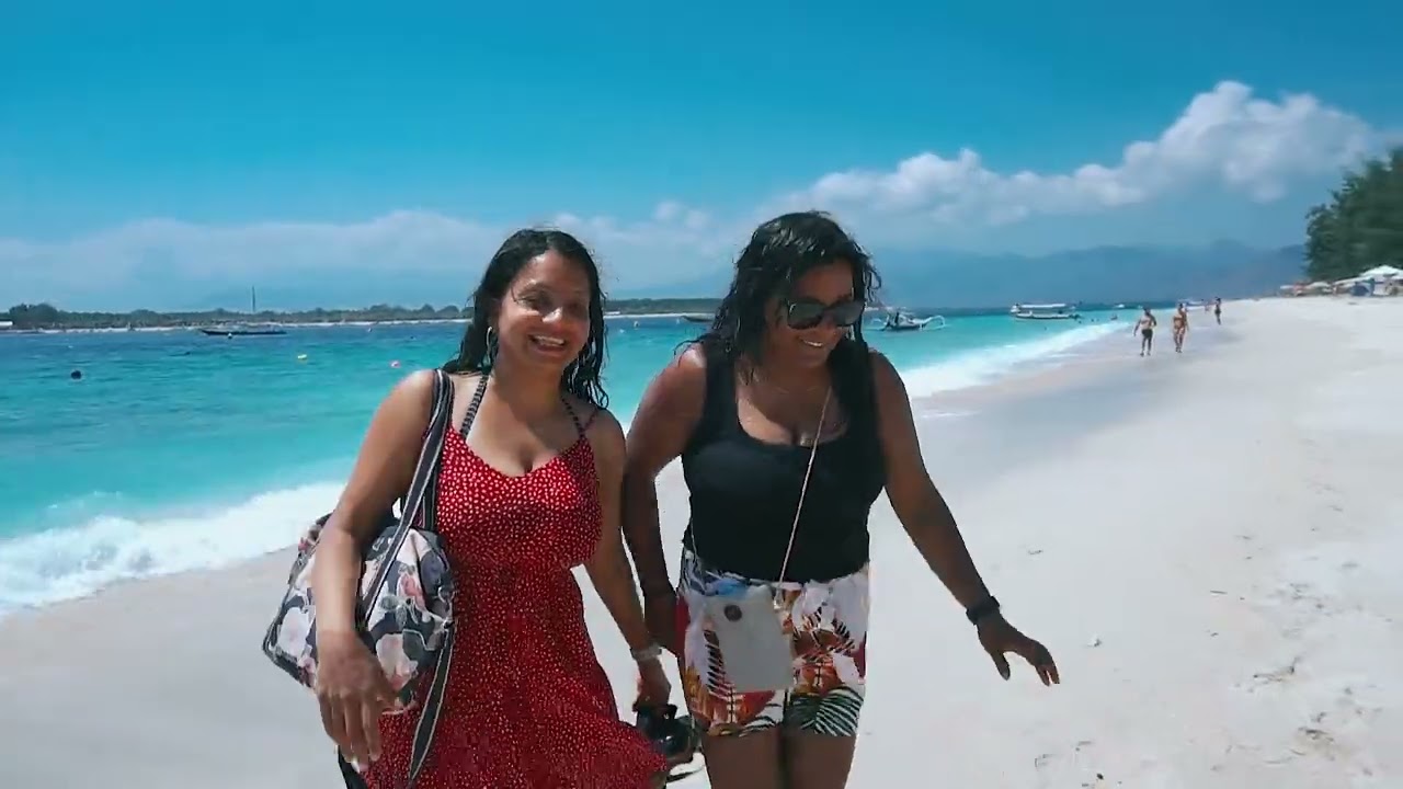 Dua Sahabat Bule Liburan ke Gili Trawangan | Snorkeling & Explore Pulau Cantik di Lombok