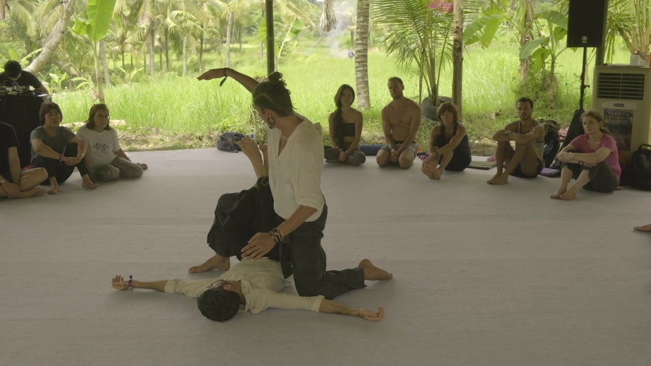 Thai Massage tutorial. Lower back & shoulders