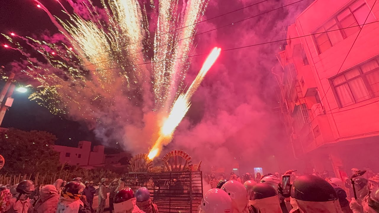 2025台南鹽水蜂炮，14晚炮城，越晚越刺激