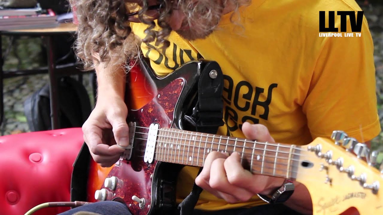 Red Sofa Sessions #onTour: SunStack Jones at Above the Beaten Track