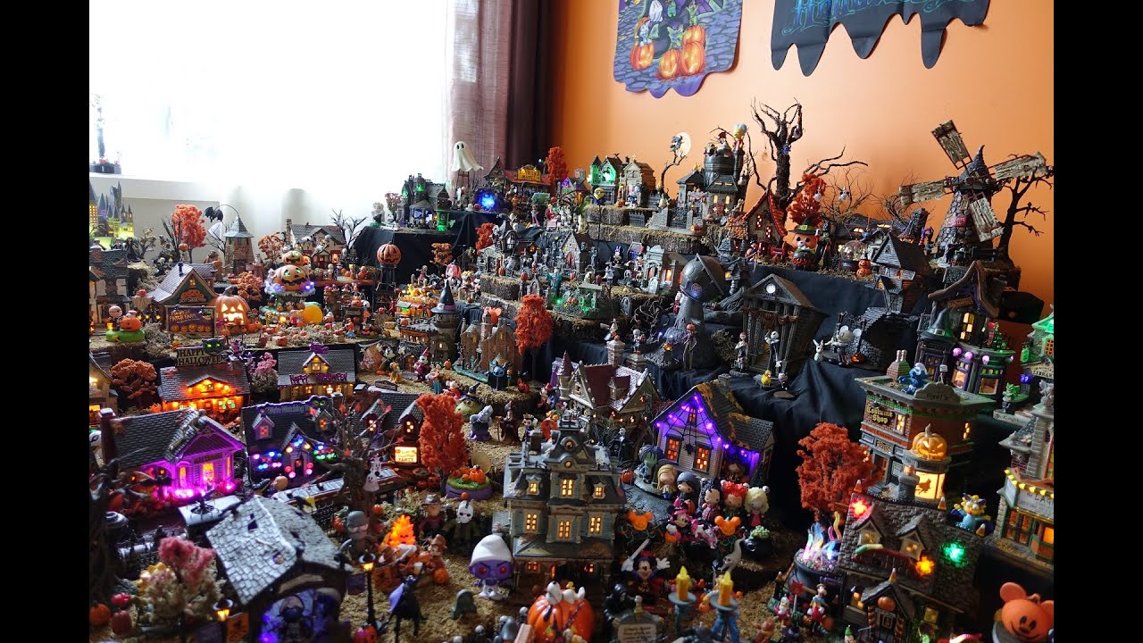 halloween village 2019 disney  dept 56 lemax