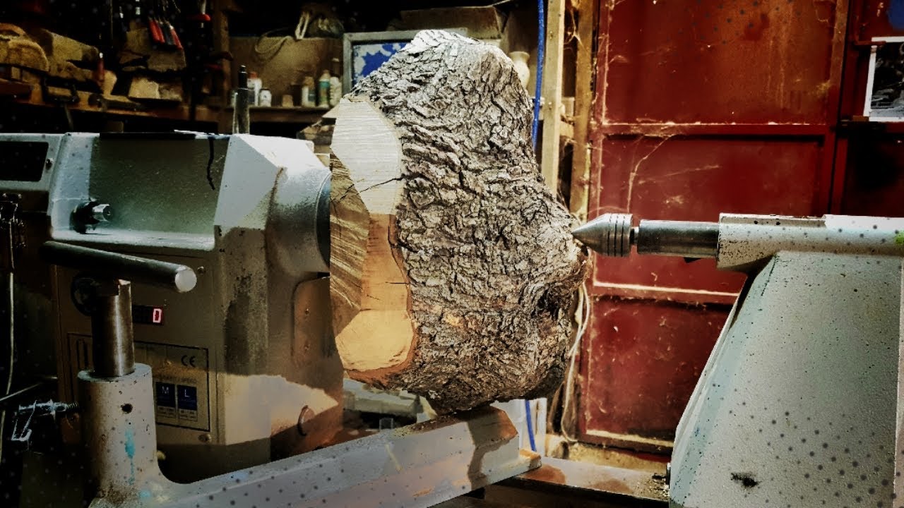 Woodturning a Large olive wood crotch bowl !