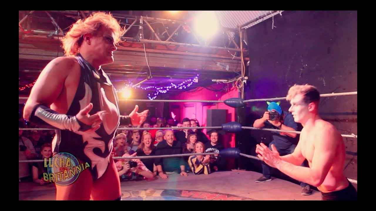 CASSANDRO EL EXOTICO & PURE BRITANNICO vs EL PAVO REAL & EL PIRANA (NO DQ)