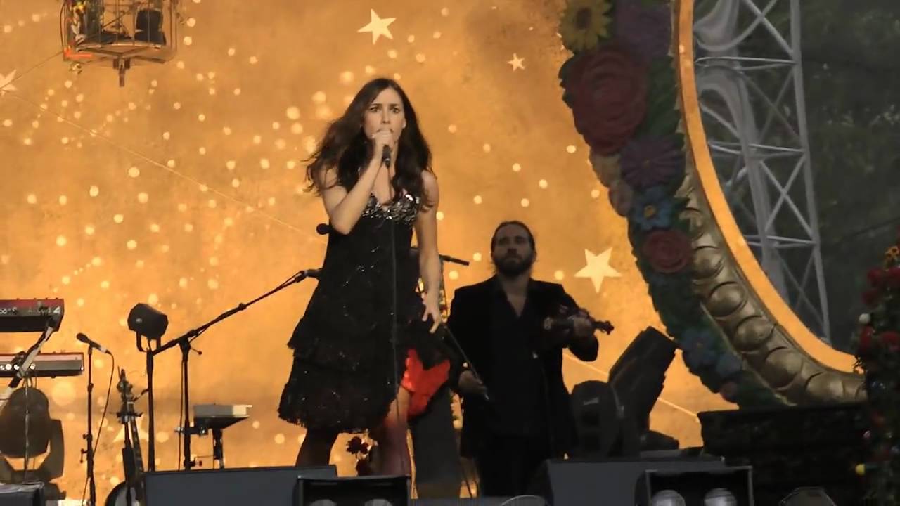 Olivia Ruiz Live 14 Juillet 2010 Toulouse Les Crêpes aux Champignons