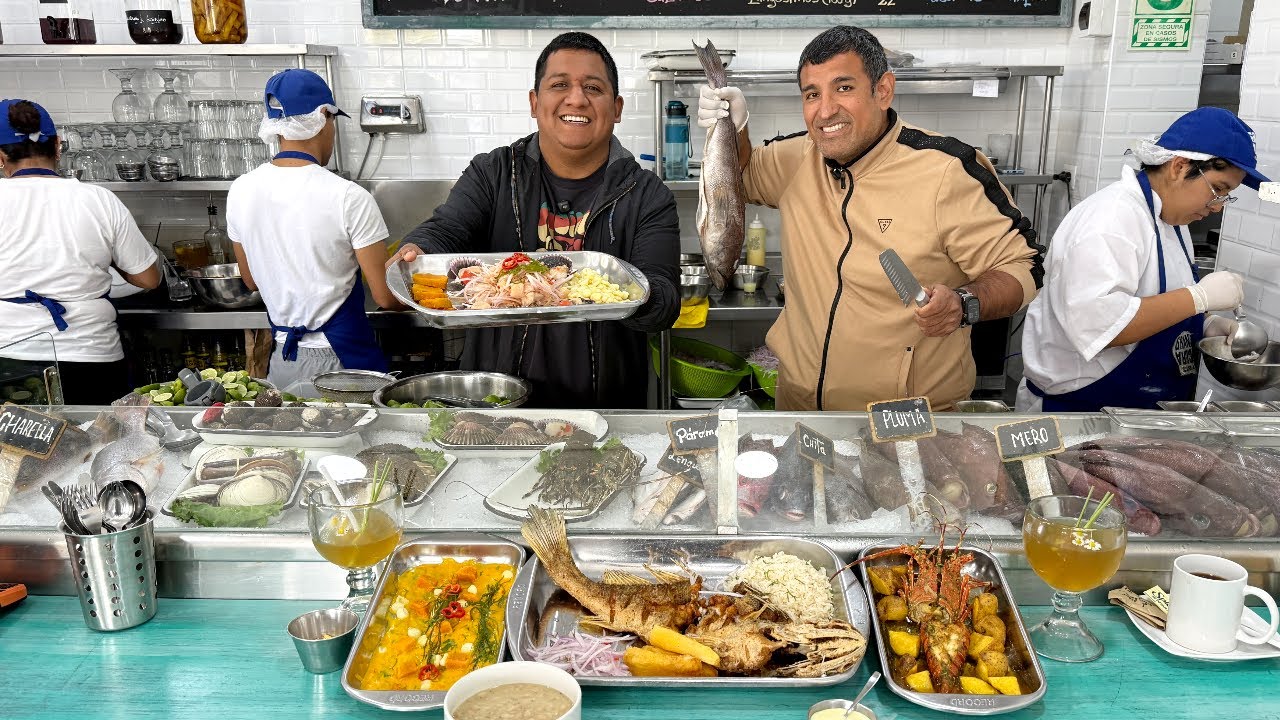 Compré un PESCADO ENTERO y me lo cocinaron ahí mismo 😱 ¡Ceviche + Frito + Jalea brutal!