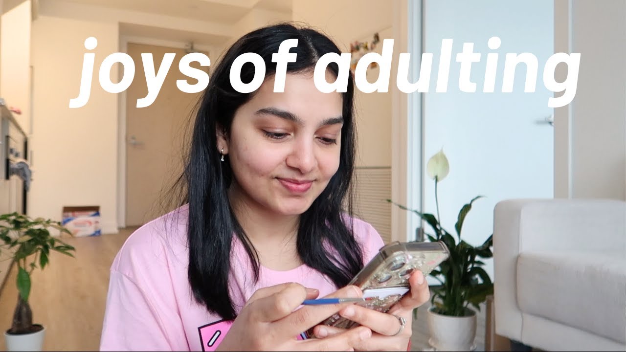 VLOG : Life in Toronto, How I deal with gloomy days & negativity, new hobbies etc