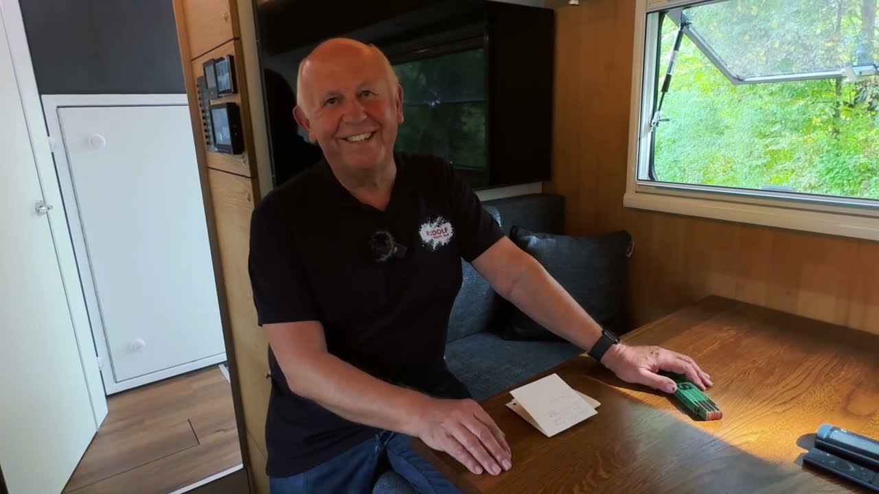 Teil 8 Roomtour Vollholz-Kabine! Projekt Mercedes-Benz Arocs 4x4 Expeditionsmobil