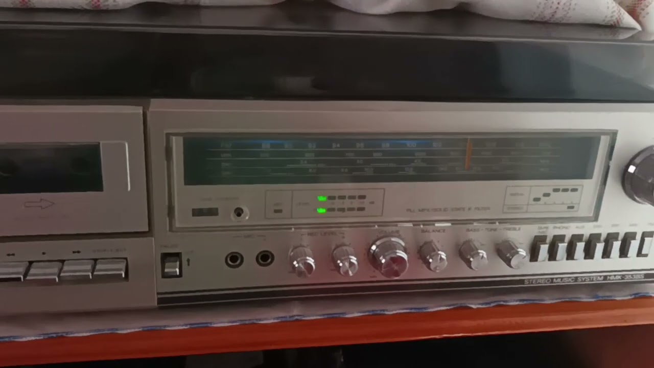 Educadora FM 103,7 tocando minha música autoral
