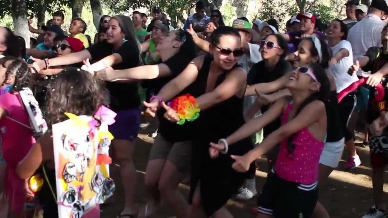 Baile Chu Chu Ua Familia Calderon. Cisneros, Antioquia.