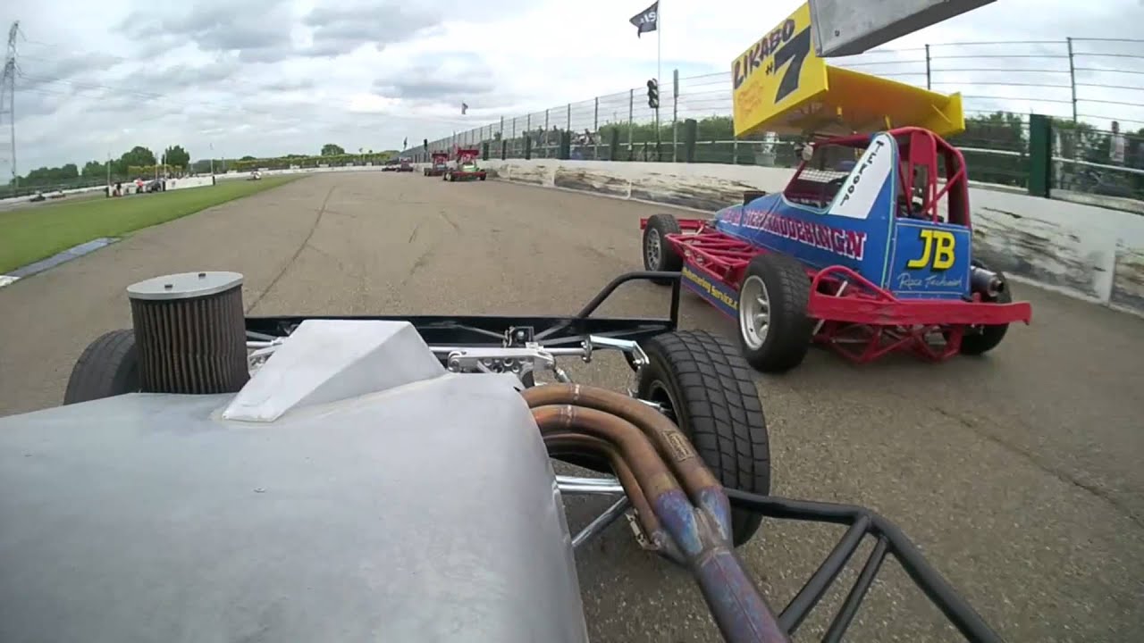 Heat 1 09-05-2015 Posterholt Stockcar F2 @ H124 Wim Peeters