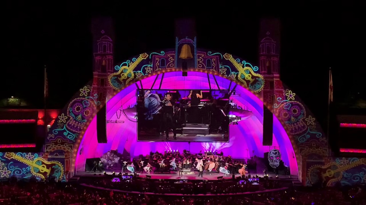 Benjamin Bratt - Remember Me - Coco at the Hollywood Bowl