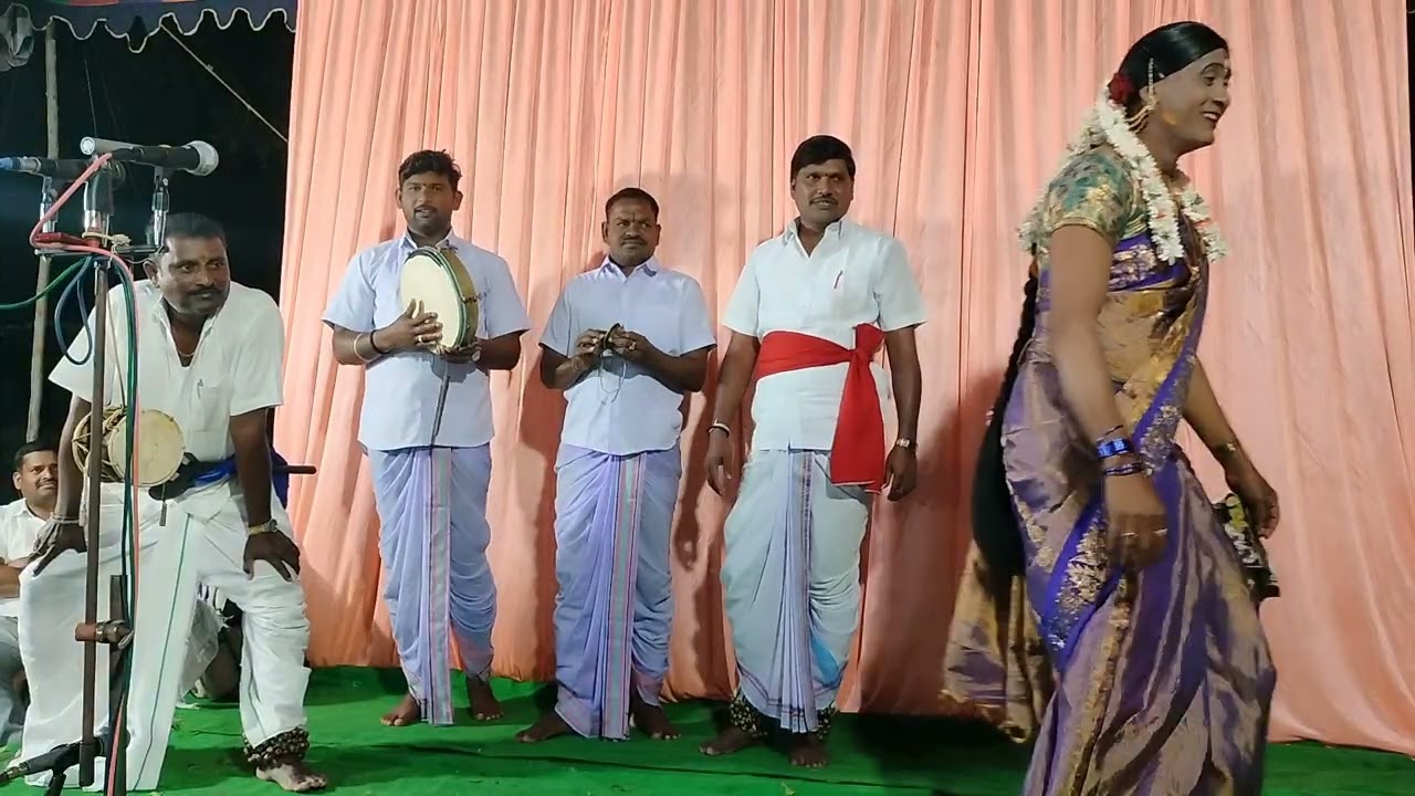 జగన్ యాదవ్ ఒగ్గుకథ అంబర్పేట్ గ్రామం దోమకొండ మం, కామారెడ్డి జిల్లా. సెల్:-98661 33848.