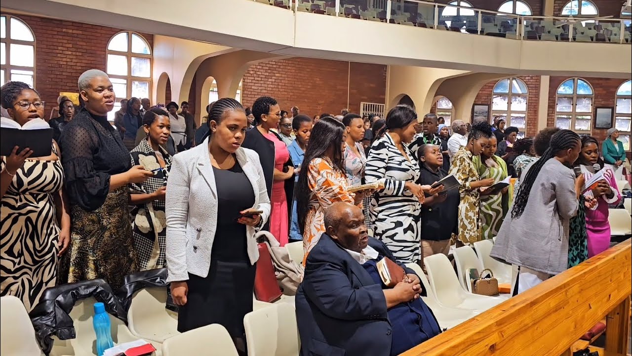 Hlengiwe limnandi lelizwi || IsiZulu Anglican Church hymn 217