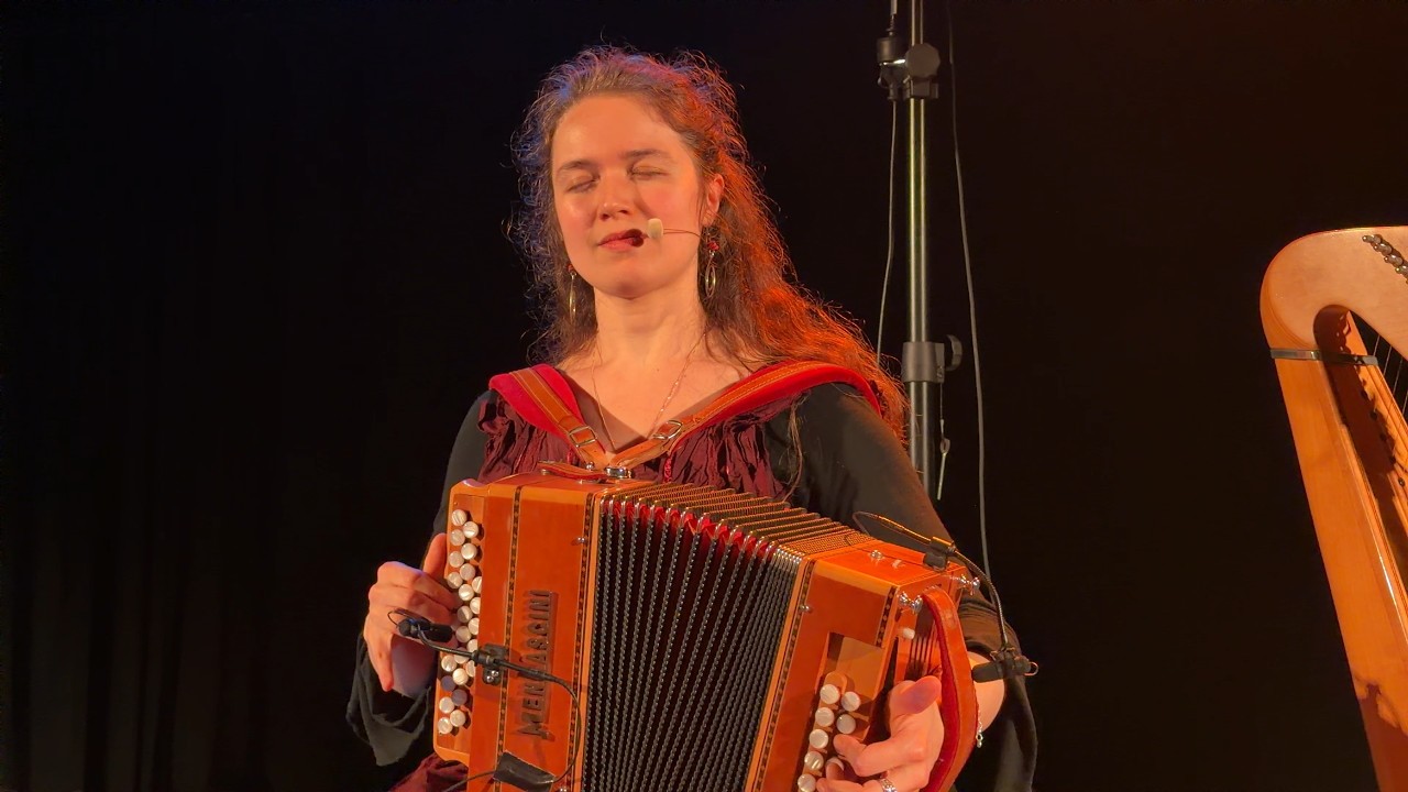 Emmarilin - Following Dad - live at ComSiBal 2026