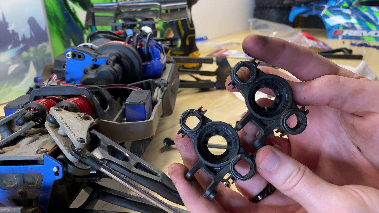 Traxxas E-Revo 2.0 Repair | Axle Carriers, A Arms, Pivot Ball Caps and Dust Boots