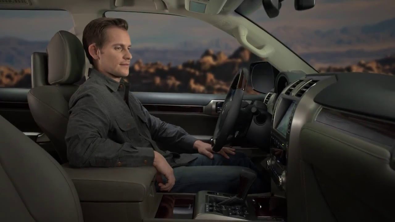 Touch Screen Navigation on the Lexus GX 460