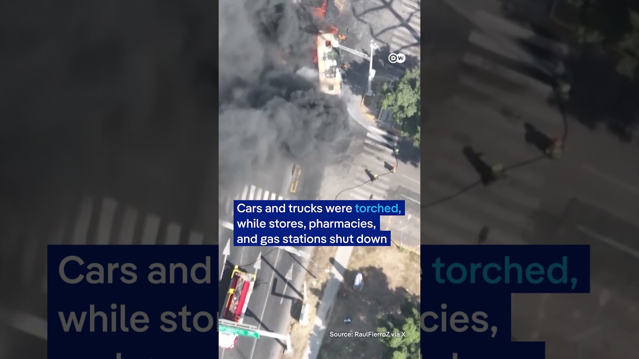 Violence in Mexico after killing of drug leader 'El Mencho' | DW News