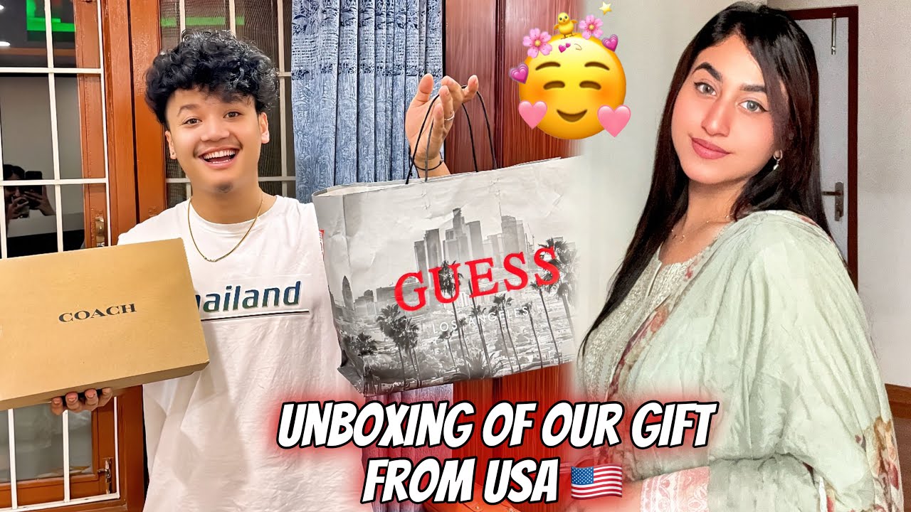Hum dono na mil kar hamari gifts unboxing ki and phir pizza kahya hehe 🤪 #alizehjamali