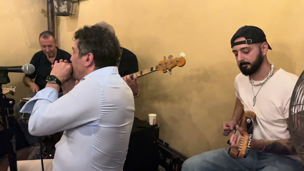 The TNT Blues Band al Bar La Corte, Pistoia, Special Guest Michele Beneforti