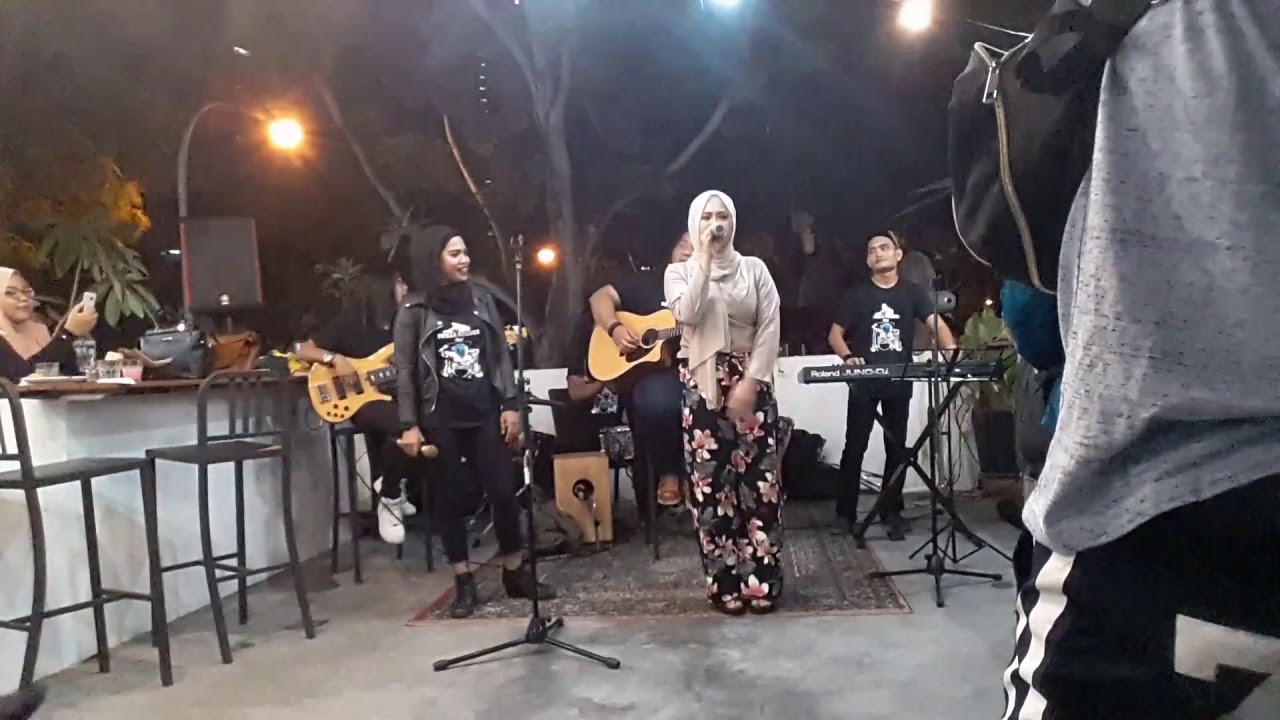 BossaMuziqa: Madah Berhelah By Zila Feat The Kodoxs & Mar