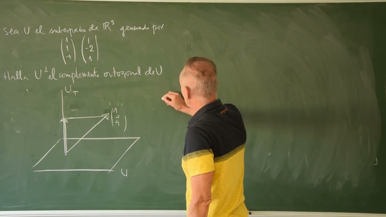 4 algebra septiembre 2022 Proyección de vector sobre un subespacio y sobre su complemento ortogonal