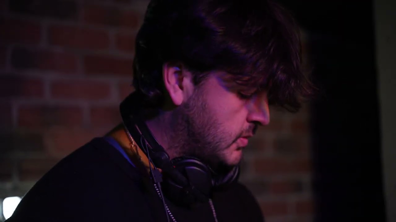 Hottrax LIVE 012: HKNC
