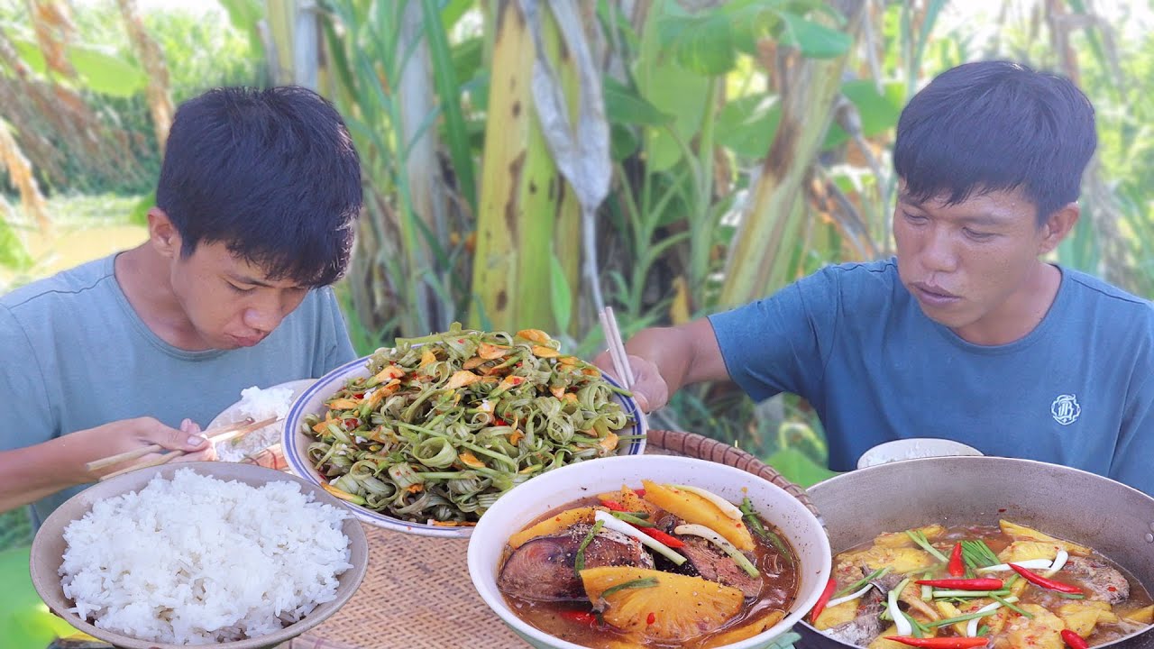 Bữa Cơm Quê Ngoài Đồng ● Cá Ngừ Kho Khóm, Rau Muống Miền Tây | VTNam Vlog #69