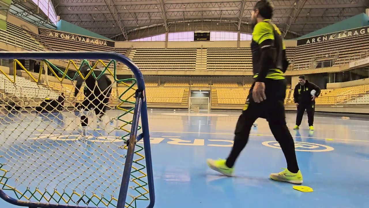 13. Voltando a ser Goleiro! Treino #013 !