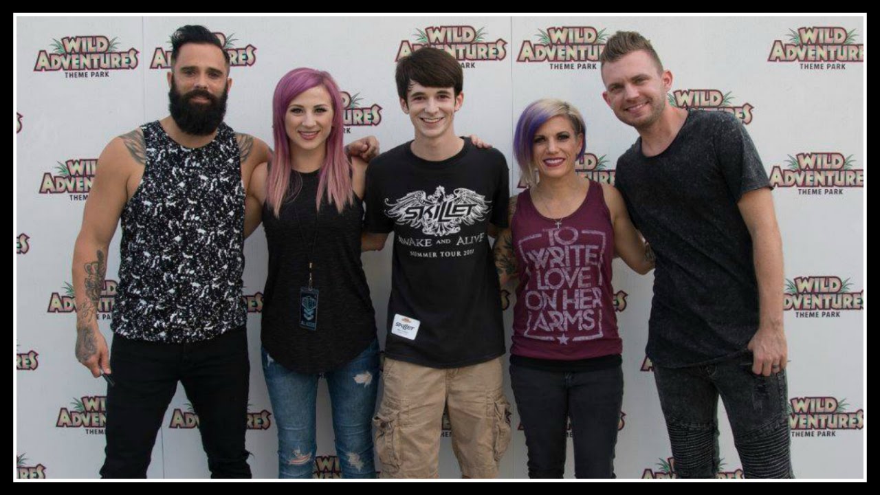 Meeting Skillet (and doing magic for them) - Vlog #43