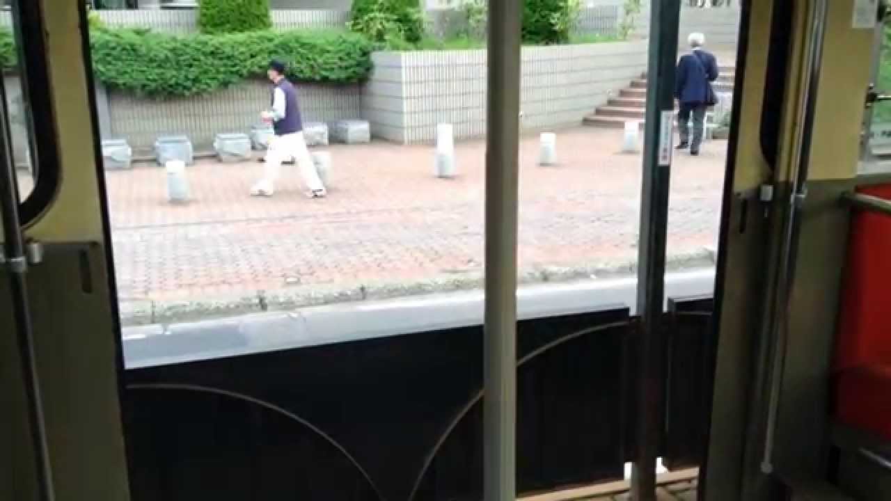 札幌市電 M101形のドア開閉@中央図書館前停留所