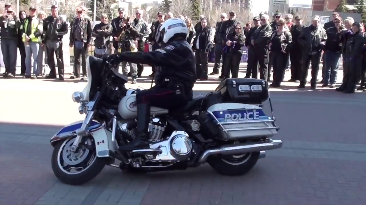 Police Demonstration of Low Speed Motorcycle Maneuvers