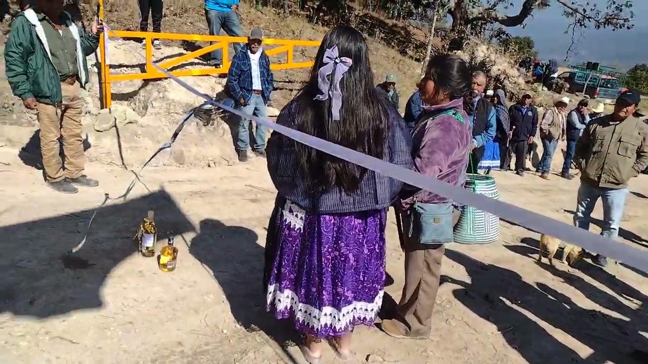 La inauguración de la nueva carretera de la comunidad ojo de agua blanca 
