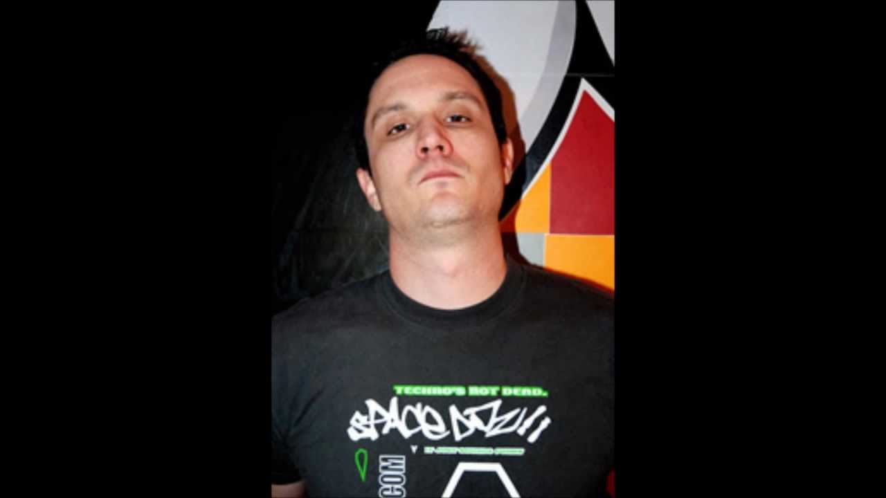 Ben Long-Live @ Greenhouse - Vigo,Spain  (4.11.2000.)