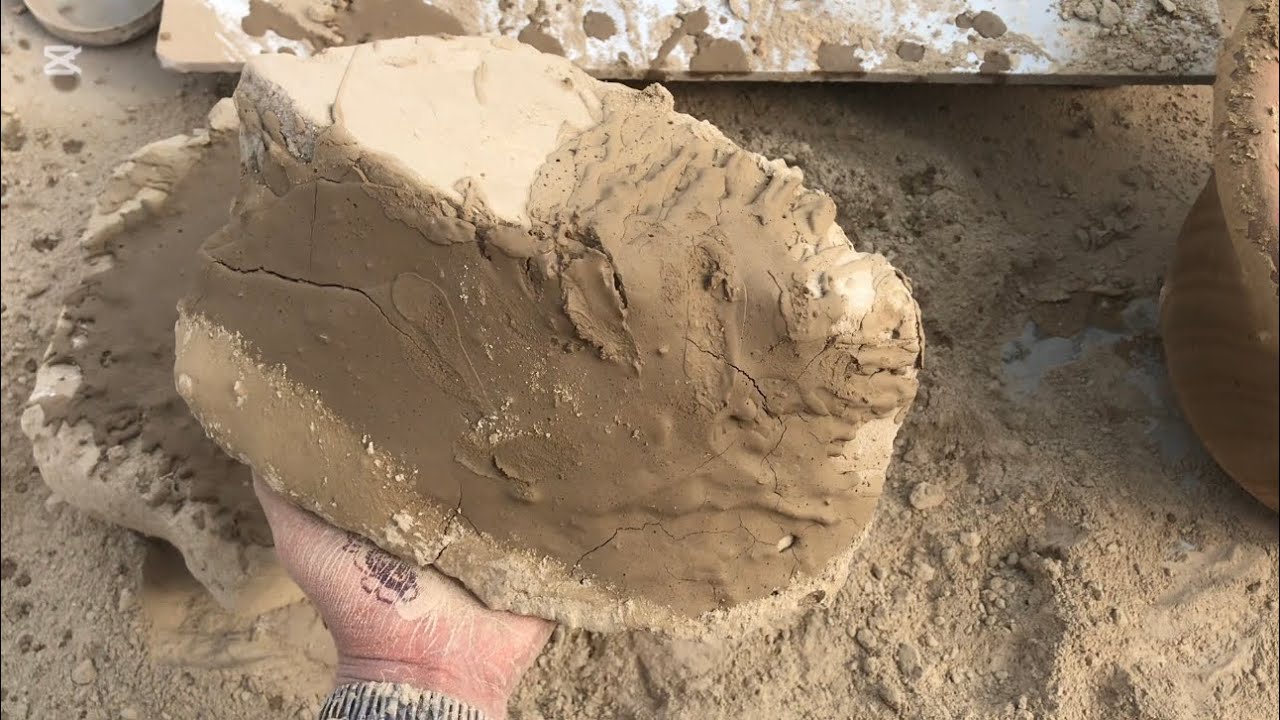 Pure mud dirt chunks dry floor crumbling with paste pouring 🔥satisfying