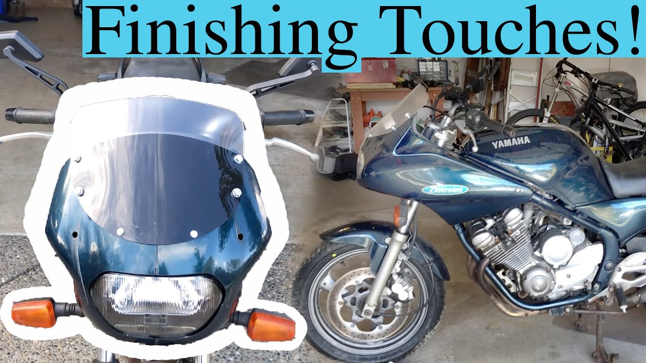 XJ600 Gets Mirrors + Windshield to Complete the Exterior