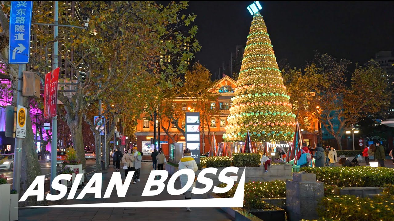 [4K] Walk Through Shanghai, China During Christmas | ASIA UNFILTERED