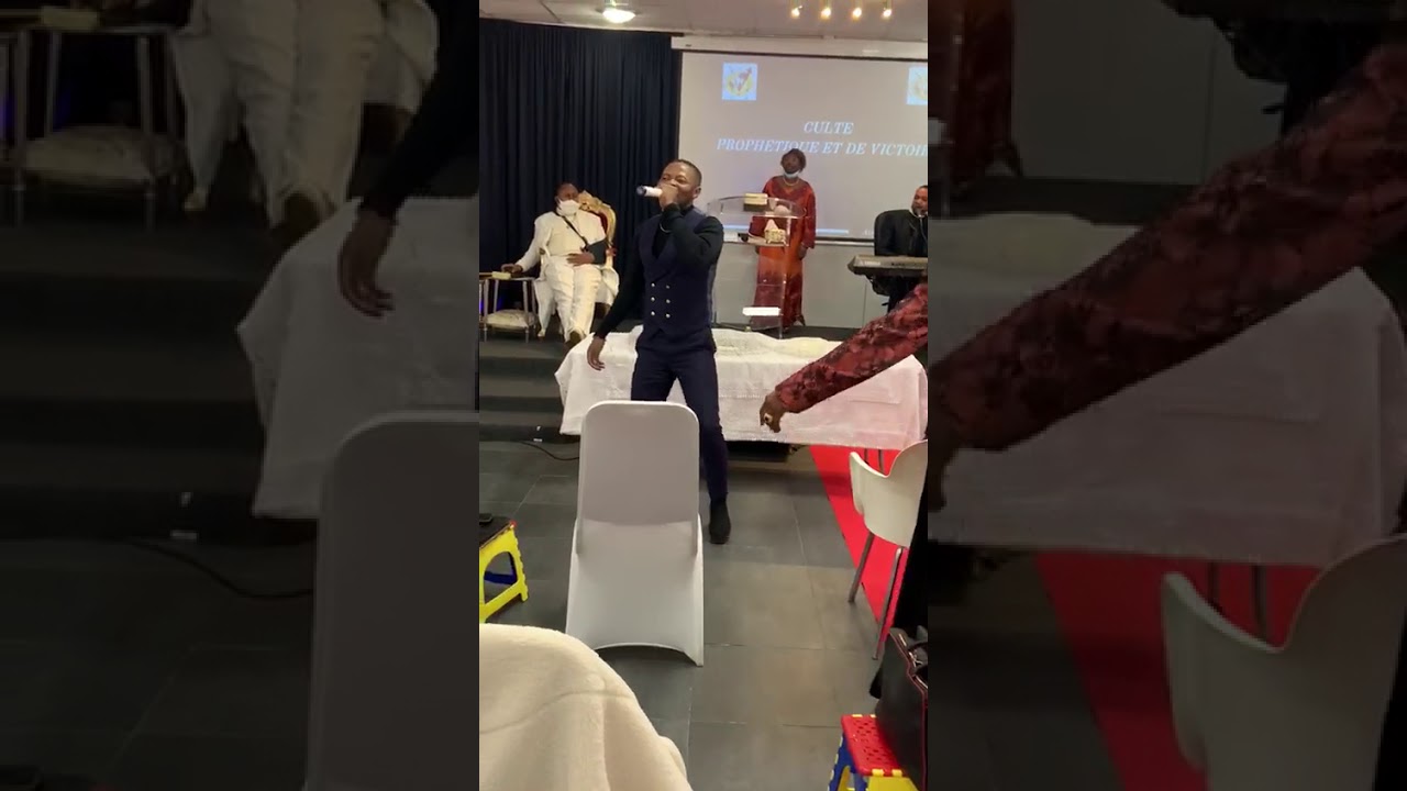 La Danse du Maestro Robert Okhe plus Animation show
