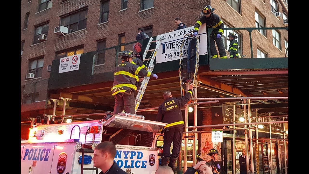 FDNY Rescues Teen who Fell on Scaffolding / Manhattan , NYC 4.18.18