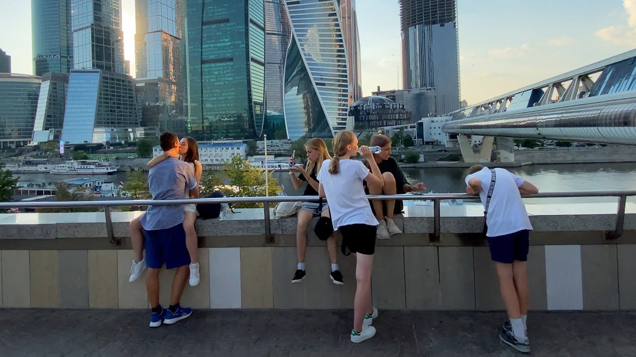 Пешком по Москве. Прогулка от Киевского вокзала до Москва-Сити.
