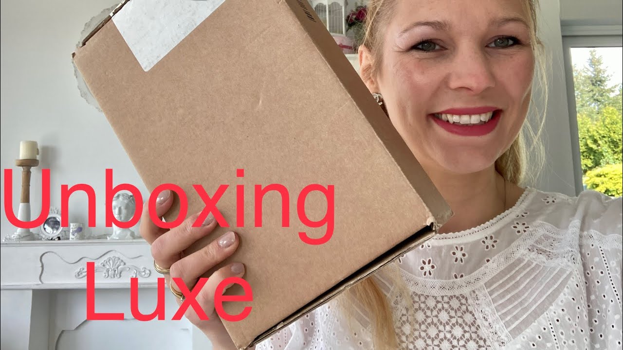 Unboxing Luxe: Pochette Félicie cuir vernis Louis Vuitton