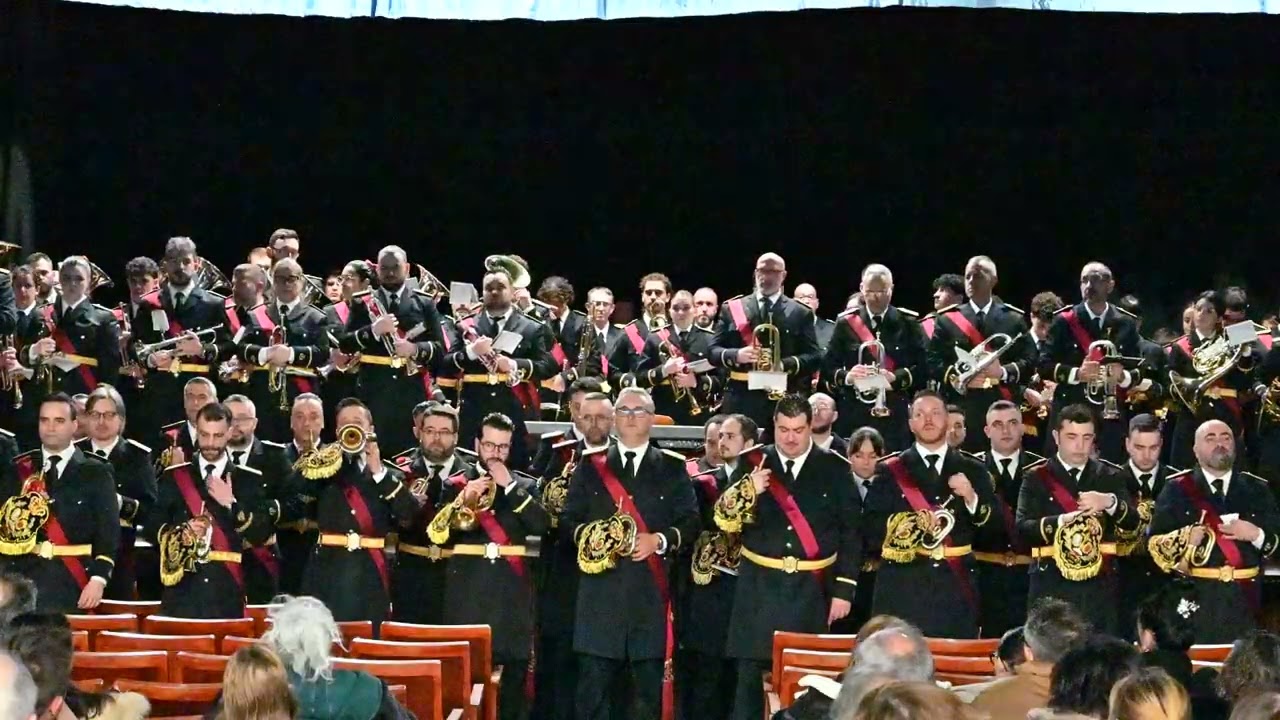 Banda Stmo.Cristo de la Victoria-Marcha: Triana