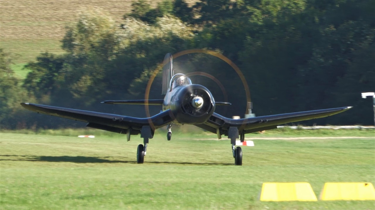 Big Black CORSAIR stuns crowd at Hahnweide 2025 | Flying Legends