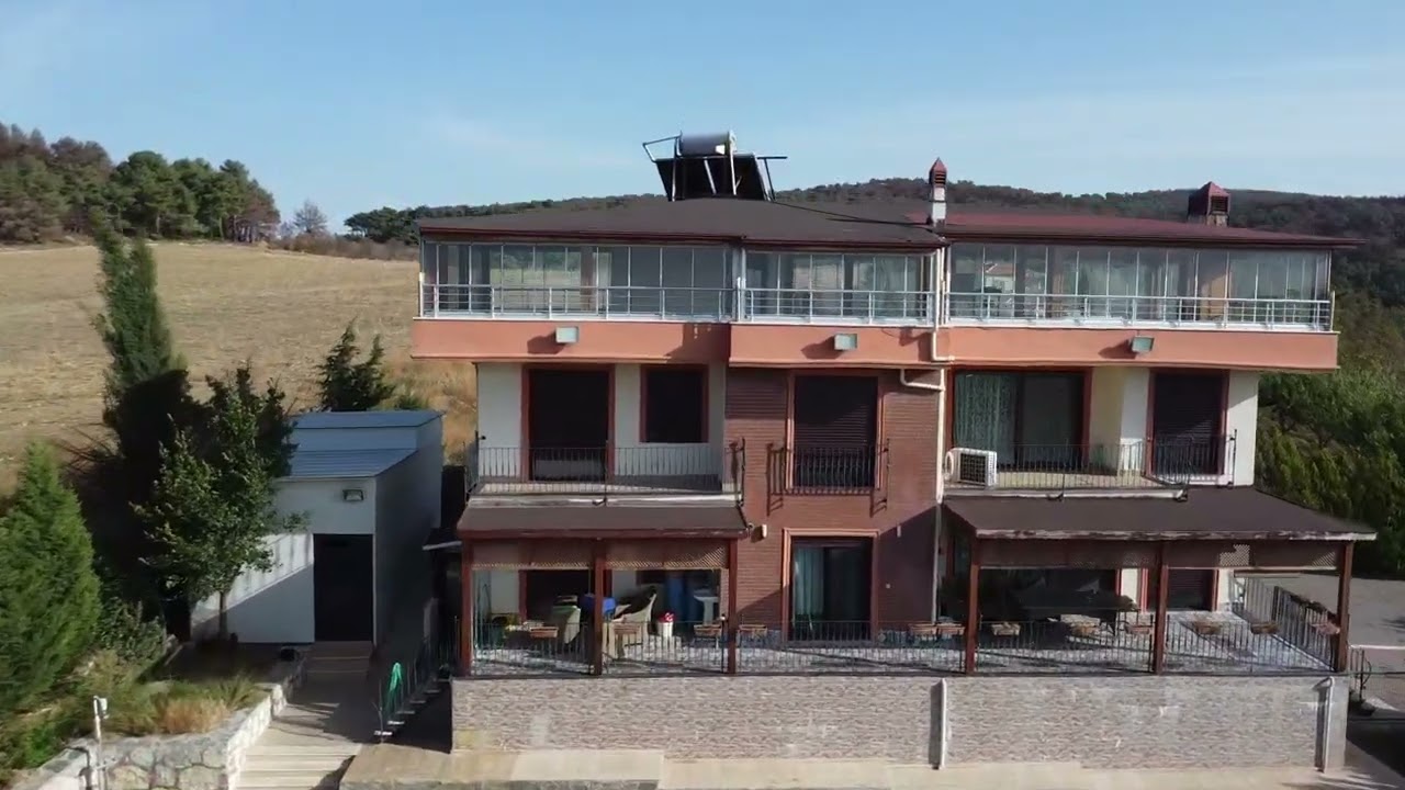 ÇANAKKALE MERKEZ KIZILKEÇİLİ KÖYÜNDE SATILIK  MÜSTAKİL VİLLA