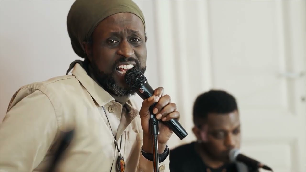 DEZMAN JUNIOR -Bingi Anthem Acoustic Live Session
