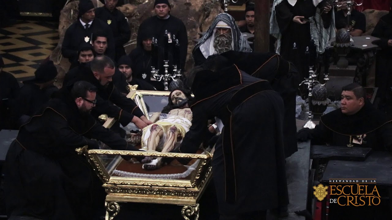 Improperios. Viernes Santo en La Escuela de Cristo
