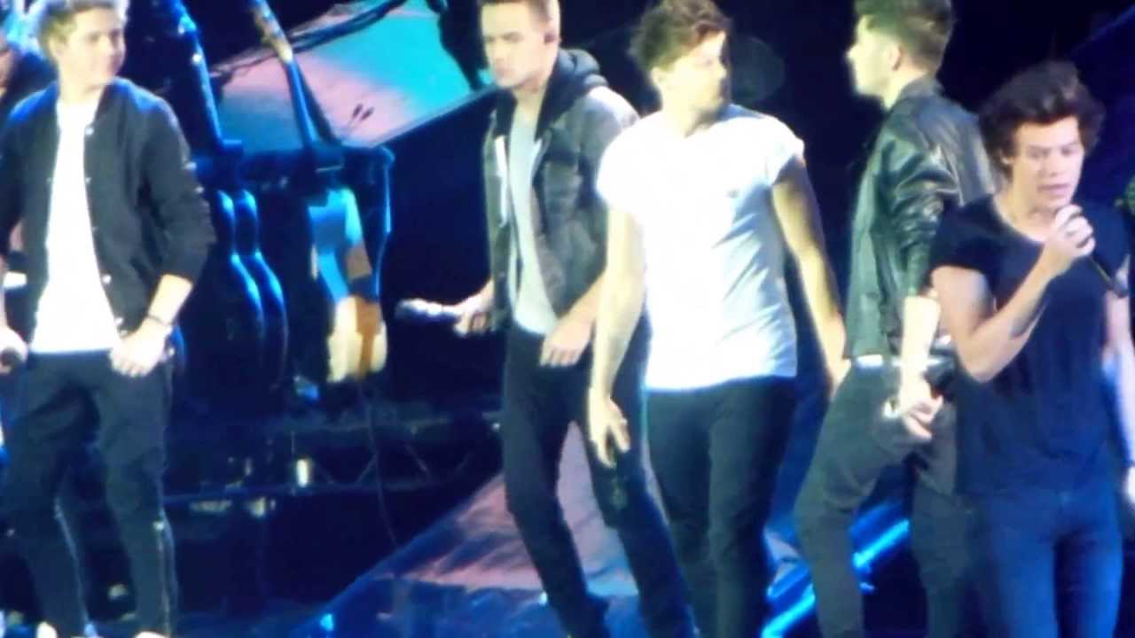 One Direction - Up All Night ( 4/5/2013 Oberhausen, Germany)
