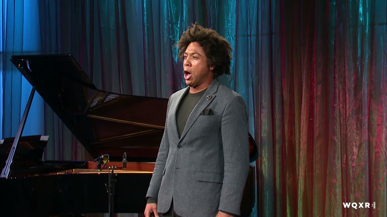 Baritone Justin Austin Sings 