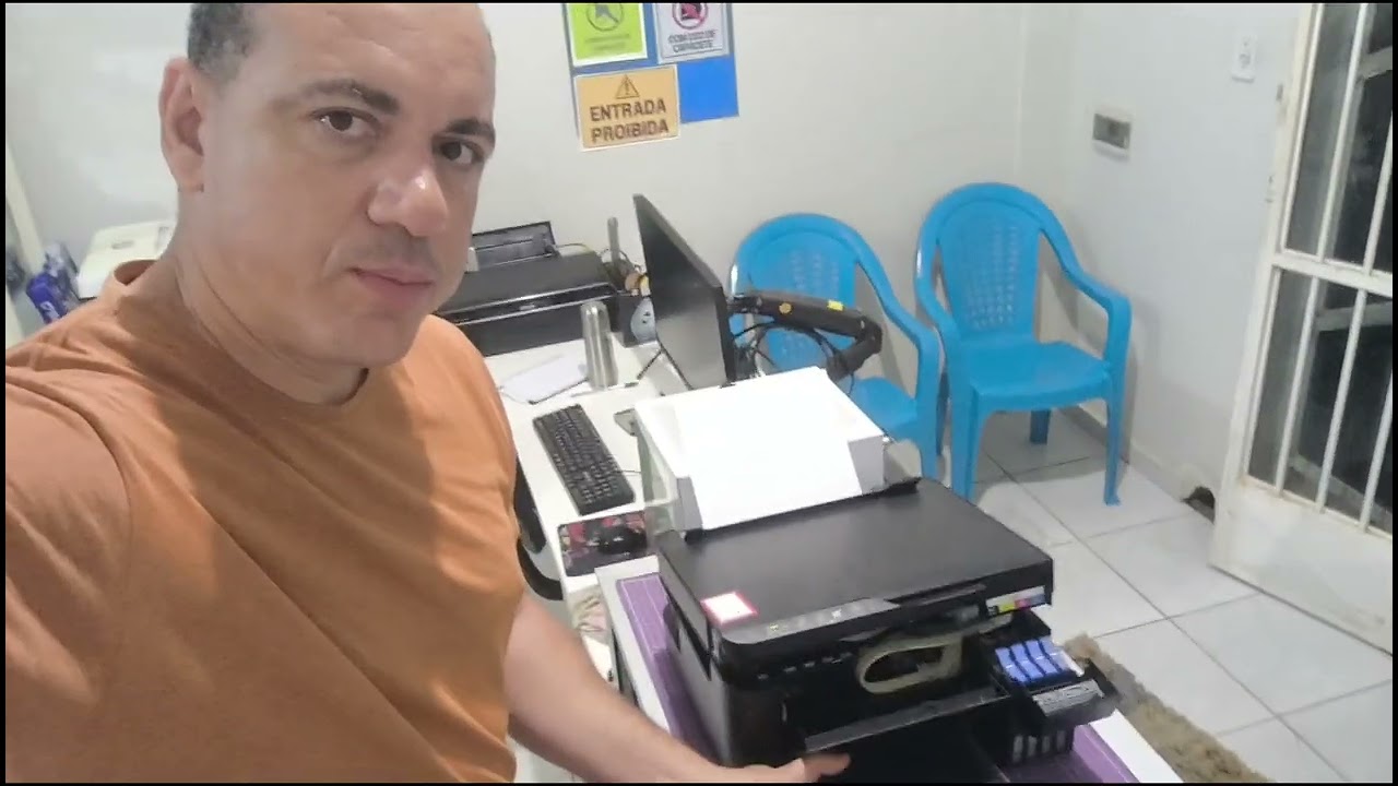 Cliente tentou pelo YouTube, mexeu, não resolveu e trouxe a L3250 pra manutenção, EPSON falhando