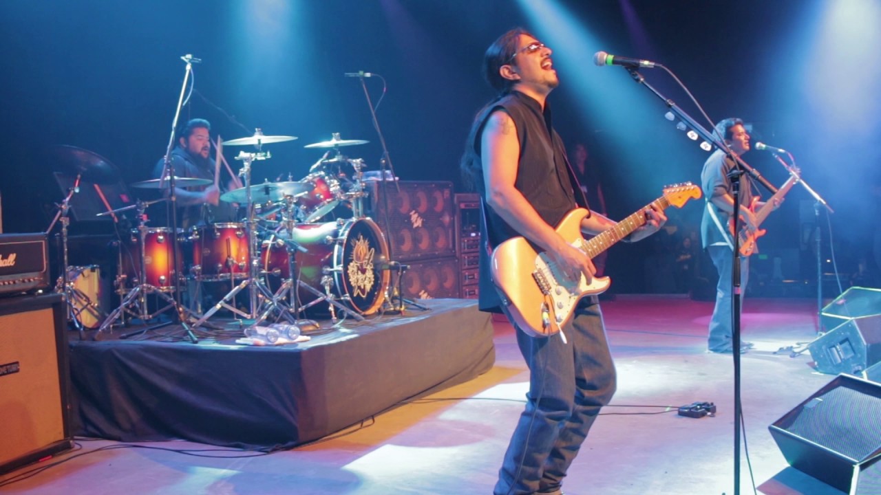 Blame it On Love - Los Lonely Boys